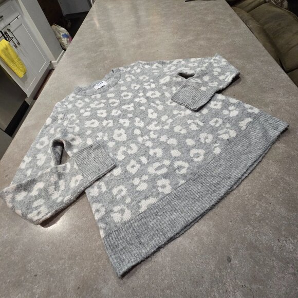 OLD NAVY Women's Grey White Leopard Print Long Sleeves Pullover Sweater - Medium - Picture 6 of 13